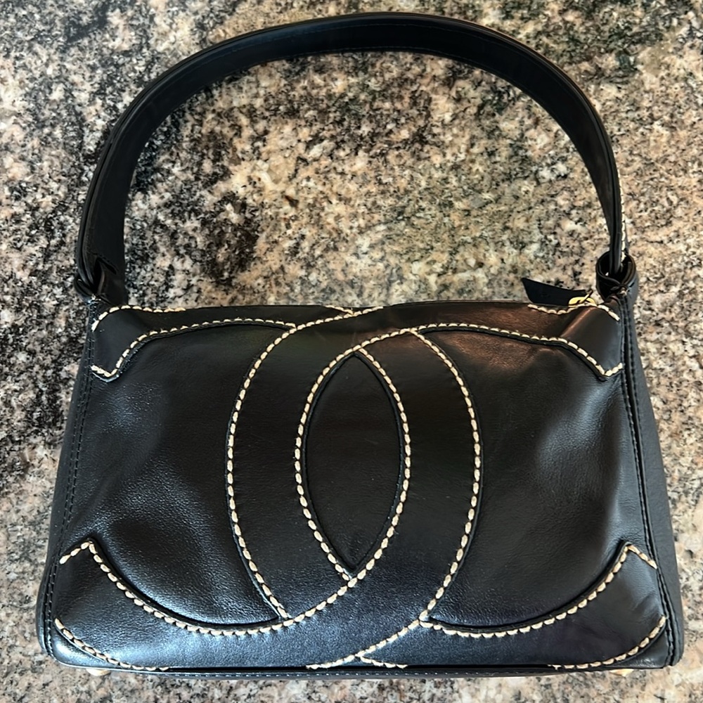 CHANEL Vintage Purse - Picture 5 of 17